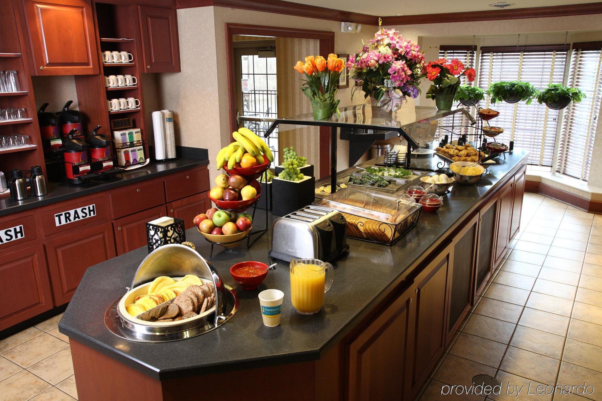 Staybridge Suites Chicago-Oakbrook Terrace By Ihg Restaurant bilde