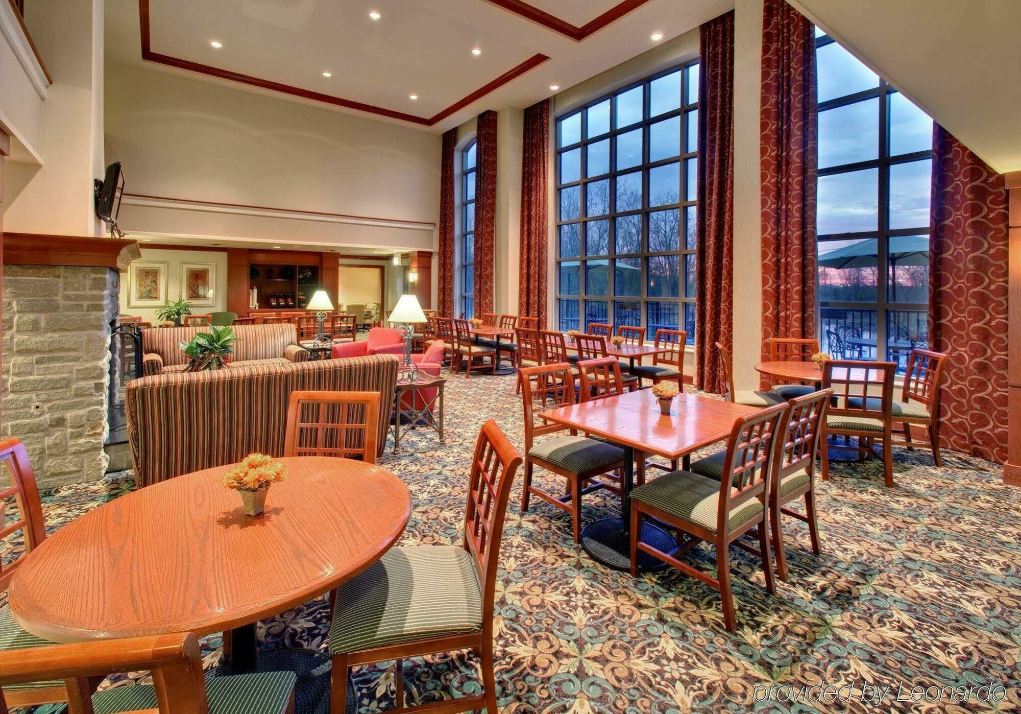 Staybridge Suites Chicago-Oakbrook Terrace By Ihg Restaurant bilde