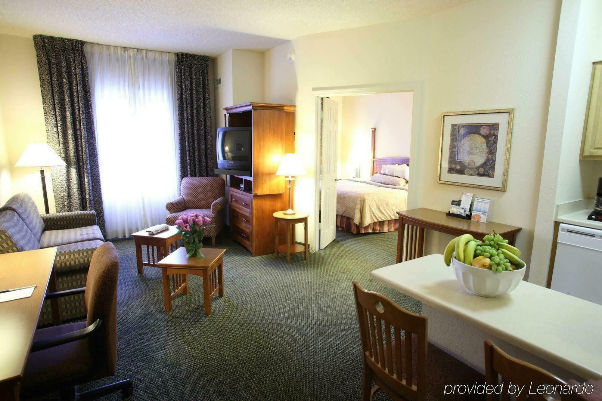 Staybridge Suites Chicago-Oakbrook Terrace By Ihg Rom bilde
